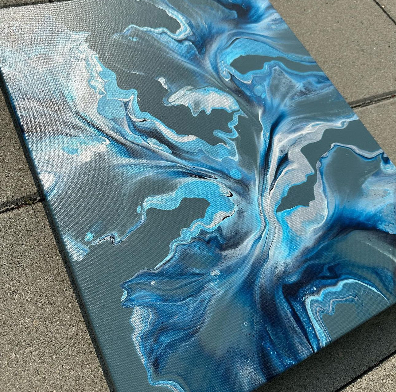 Lightning Bolt - 55% Off