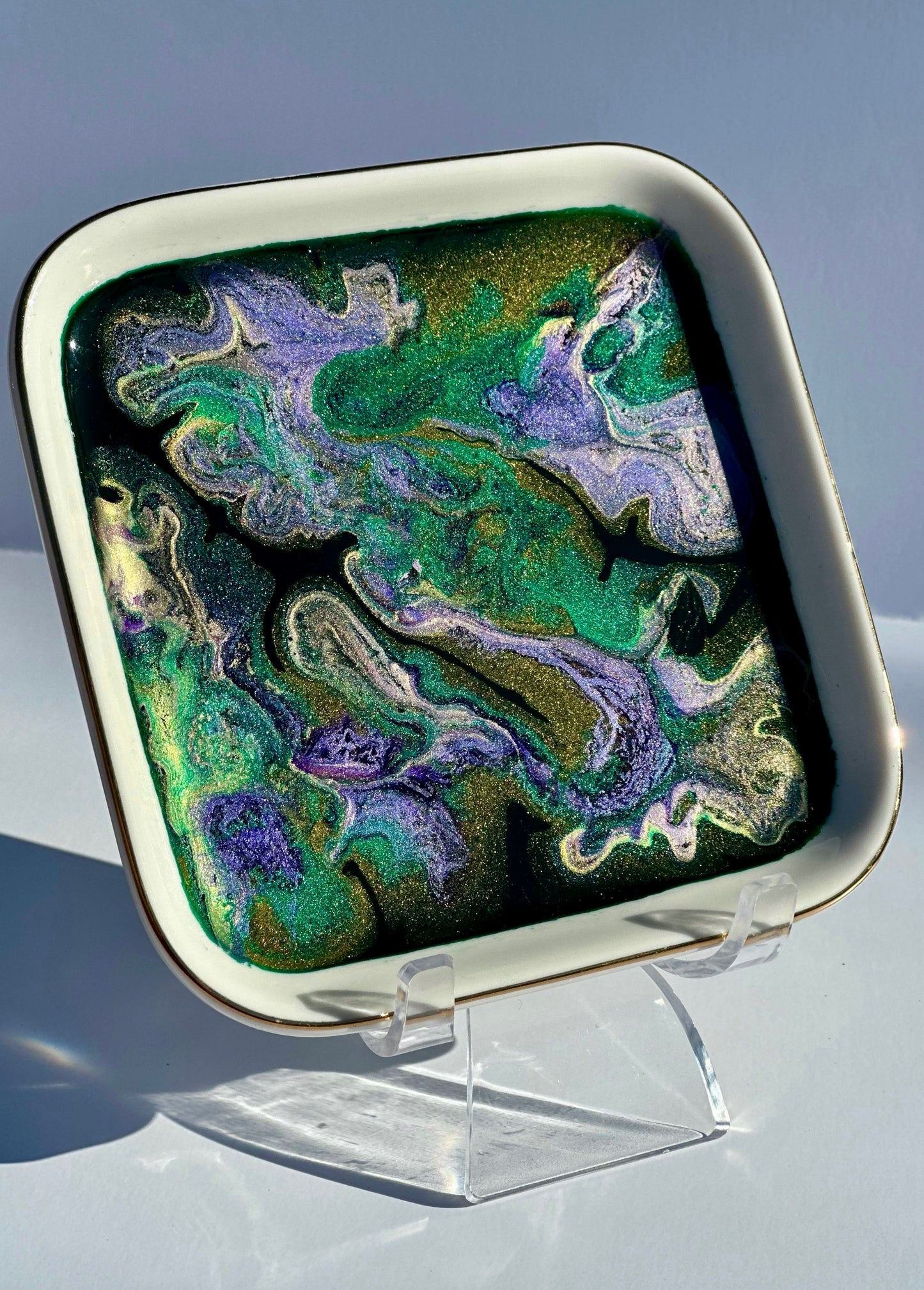 Jewlery Dish - Emerald/Amethyst/Gold