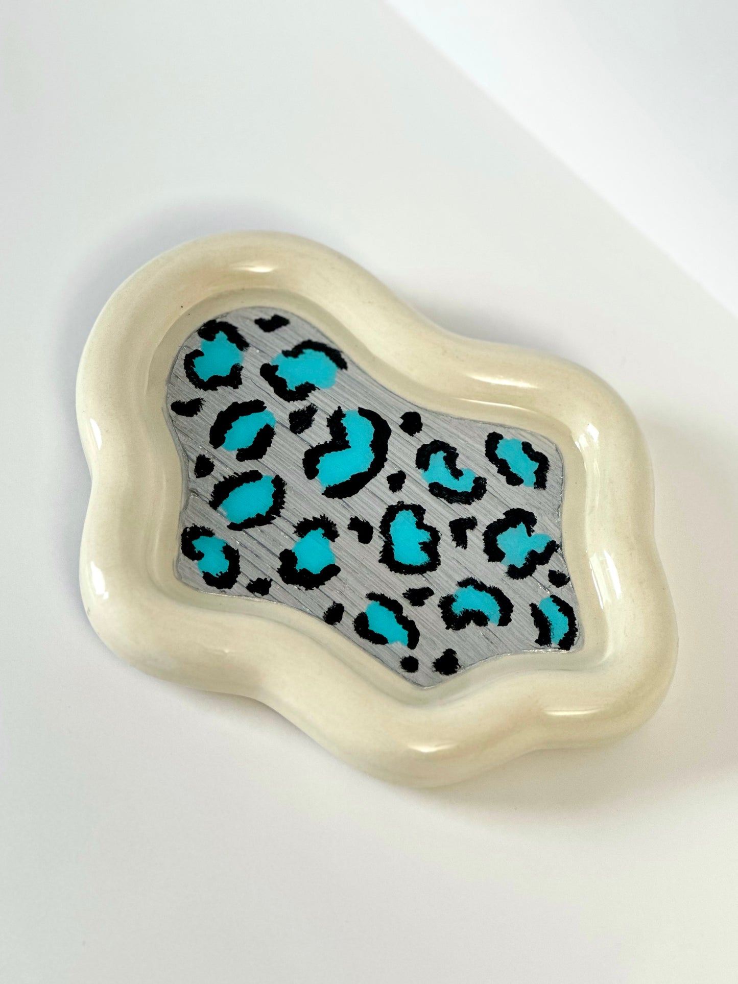 Leopard Cloud Dish